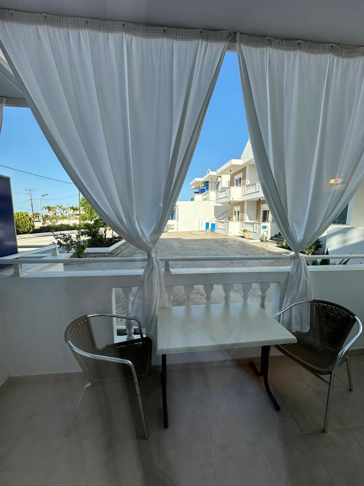 Apollonio Suites & Rooms Faliraki Rhodes Habitación foto